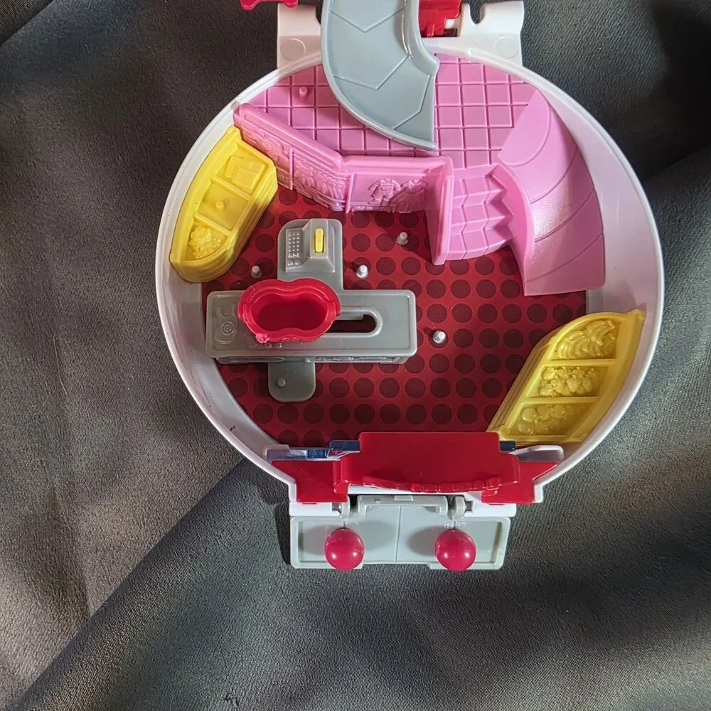 Polly Pocket Target Bullseye Adventure Compact Playset Incomplete 2024 Exclusive